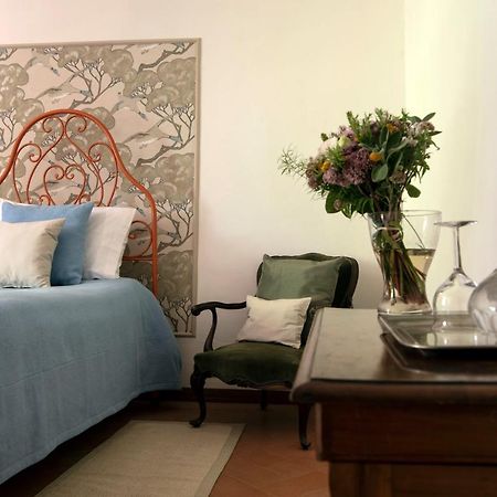 Fattoria Di Caticciano, Elegante Affittacamere Relax E Natura Vicino Firenze Pelago Luaran gambar